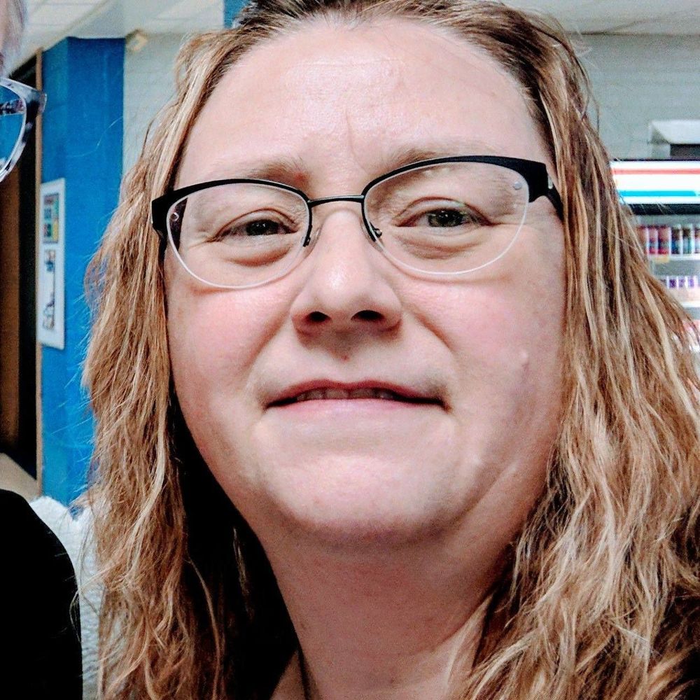 Meet your Posher, Claudine